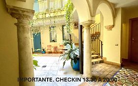 Hotel Conde De Cardenas